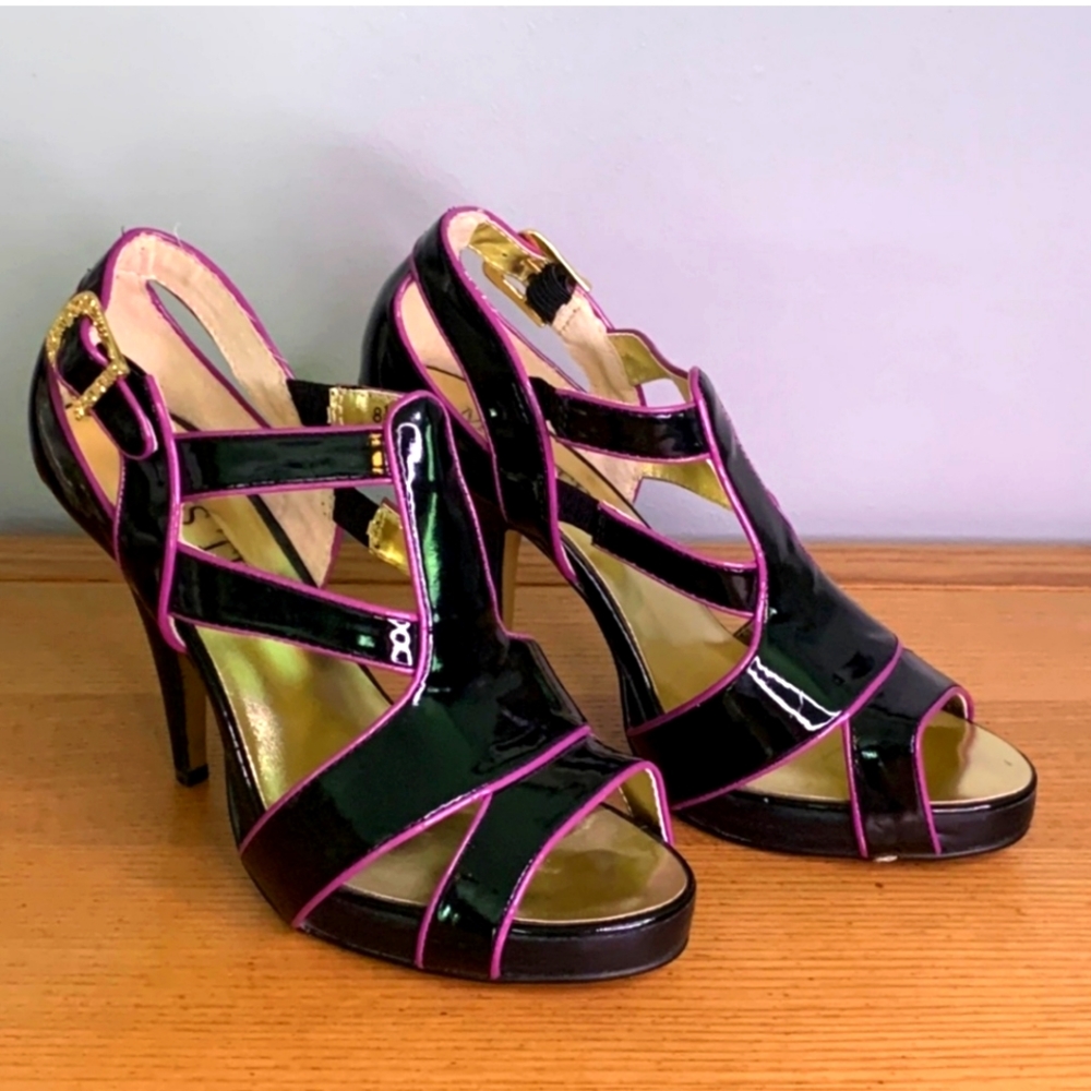 MISS TINA HEELS SZ 8.5